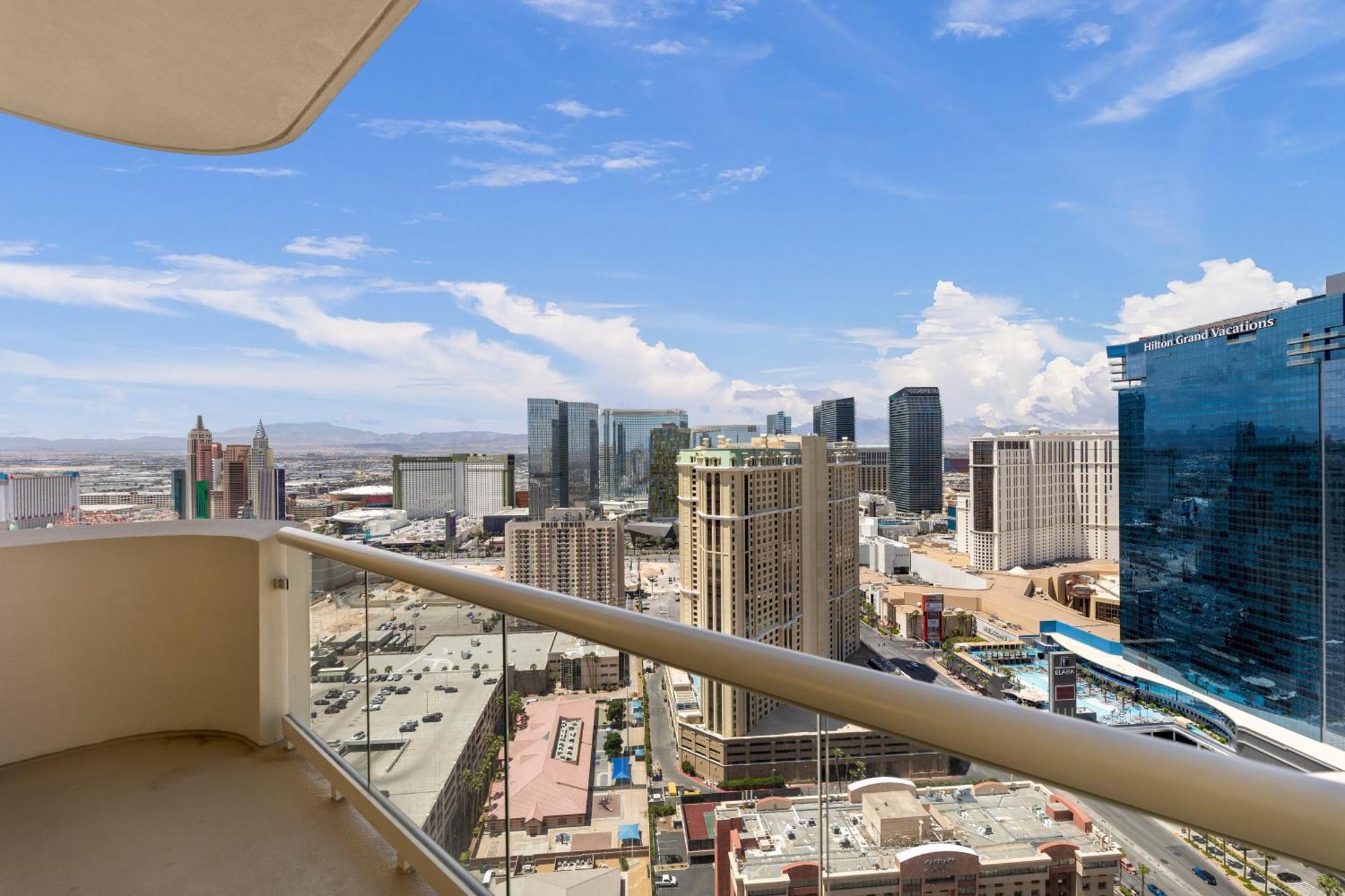 Lucky Gem Penthouse & Luxury Suites At Signature Resort, Balcony Strip View 2605 لاس فيغاس المظهر الخارجي الصورة