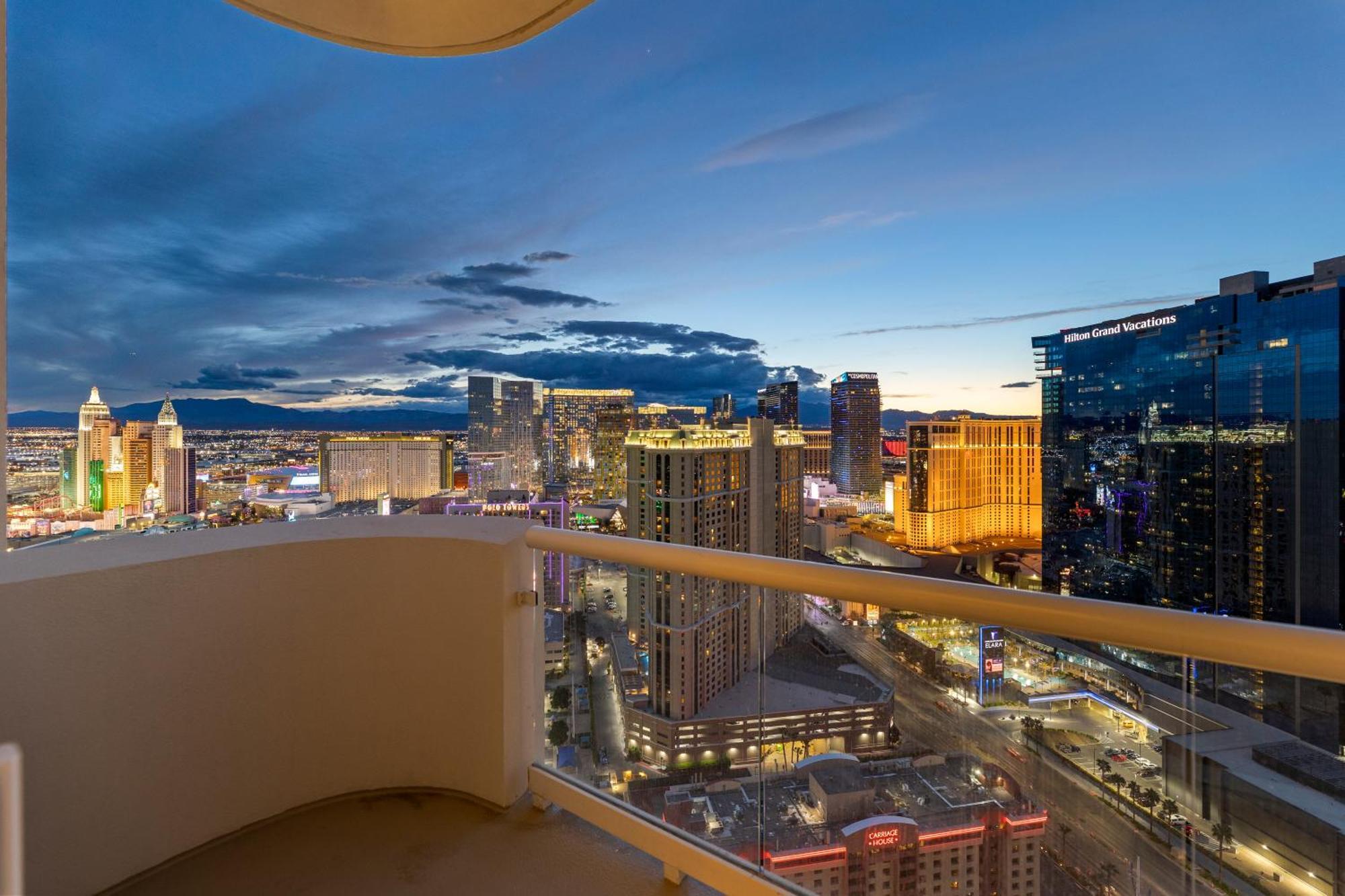 Lucky Gem Penthouse & Luxury Suites At Signature Resort, Balcony Strip View 2605 لاس فيغاس المظهر الخارجي الصورة
